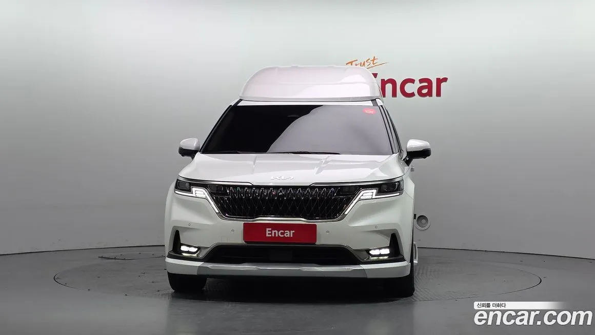 Kia Carnival — фото 3