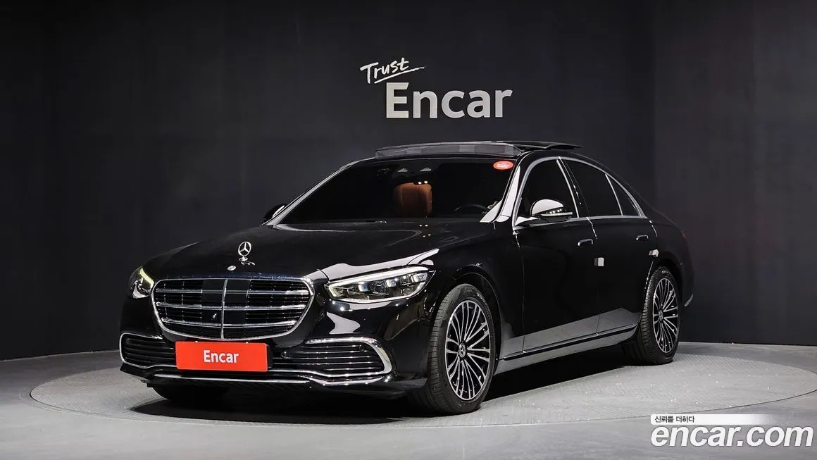 Mercedes-Benz S-Class — фото 1