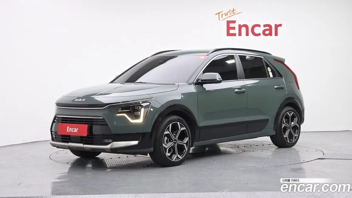 Kia Niro — фото 1