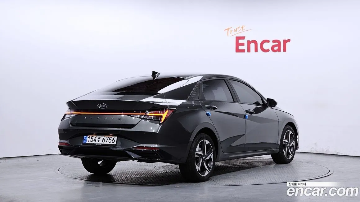 Hyundai AVANTE — фото 2