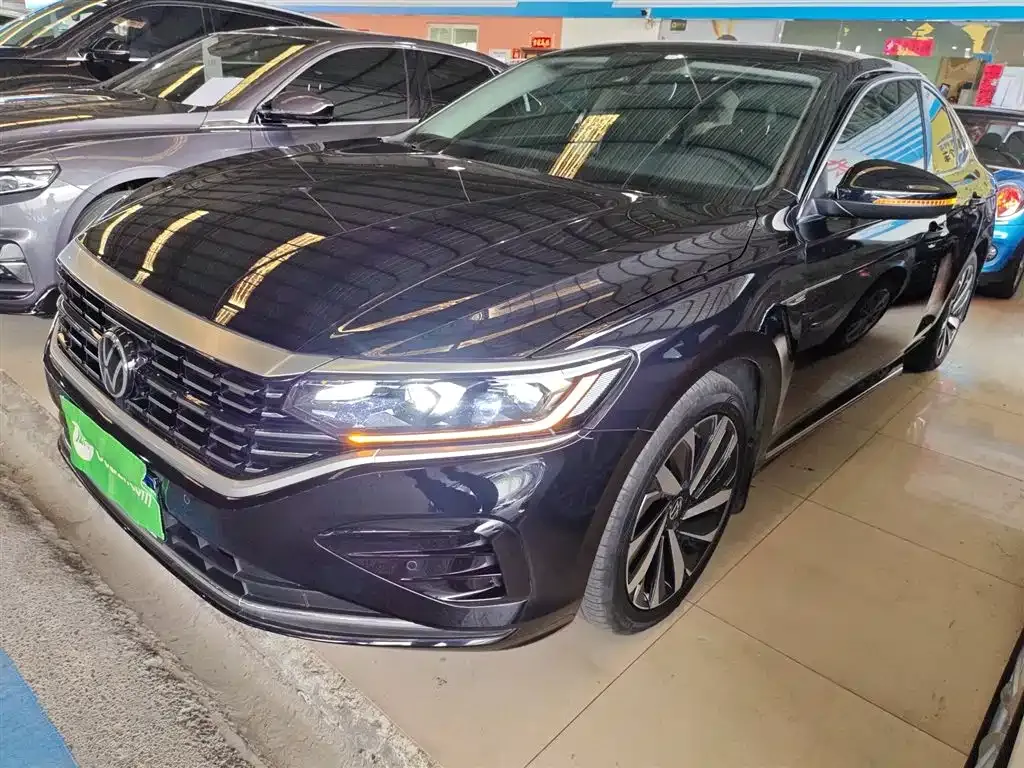 Volkswagen Passat — фото 2