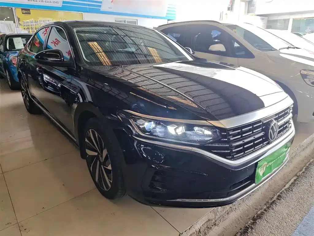Volkswagen Passat — фото 4
