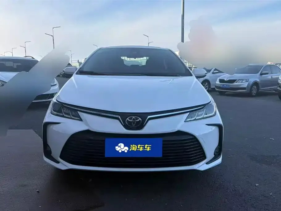 Toyota Corolla — фото 2
