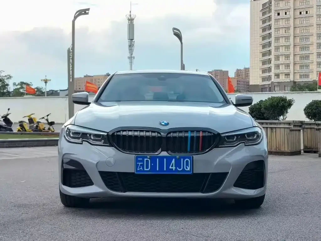 BMW 3 Series — фото 1