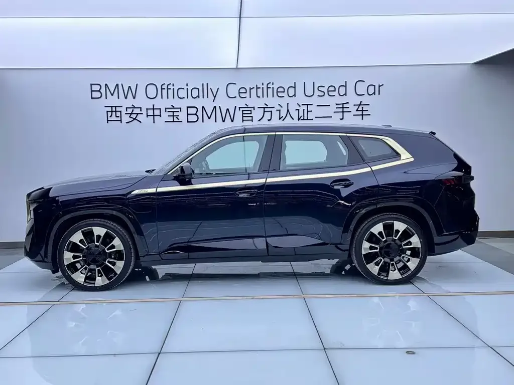 BMW XM — фото 3