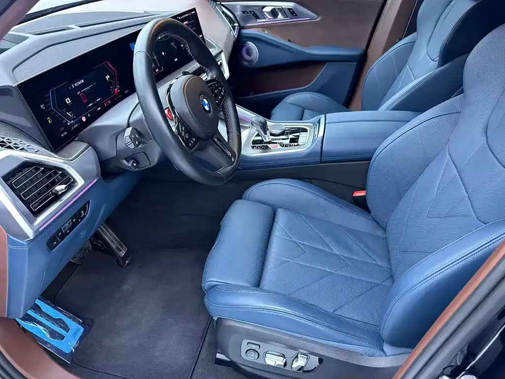 BMW XM — фото 8