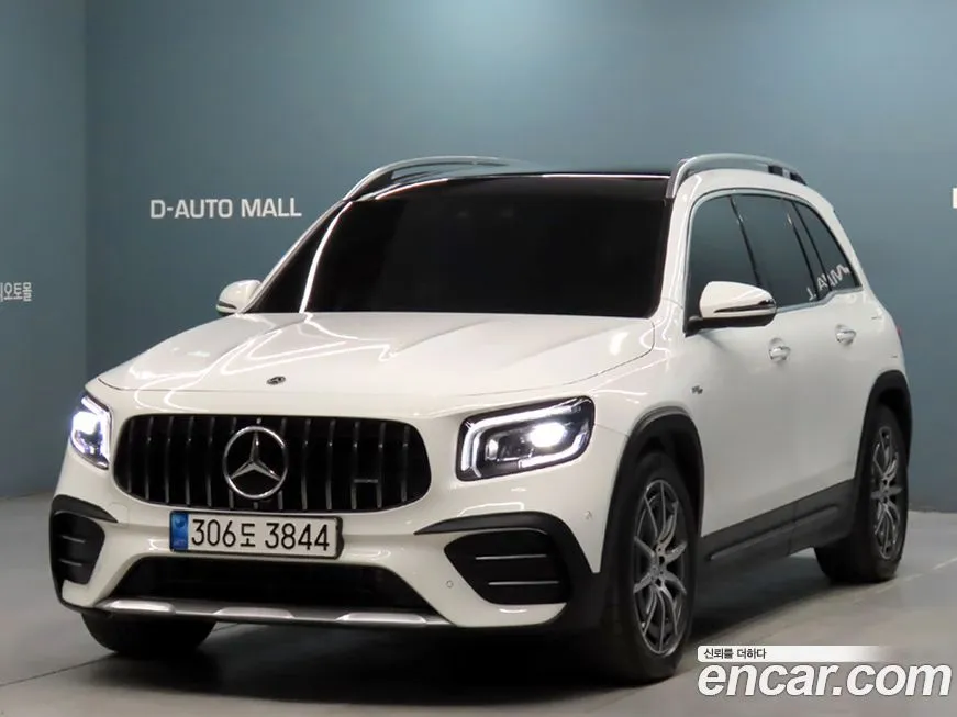 Mercedes-Benz GLB-Class — фото 1