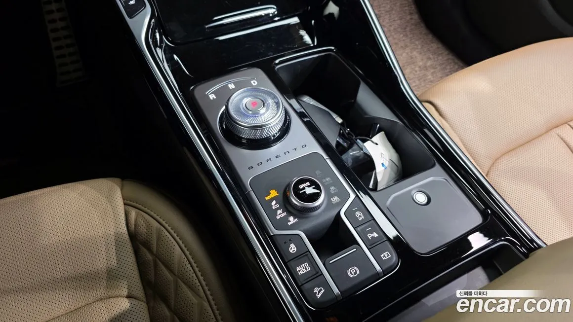 Kia Sorento — фото 9