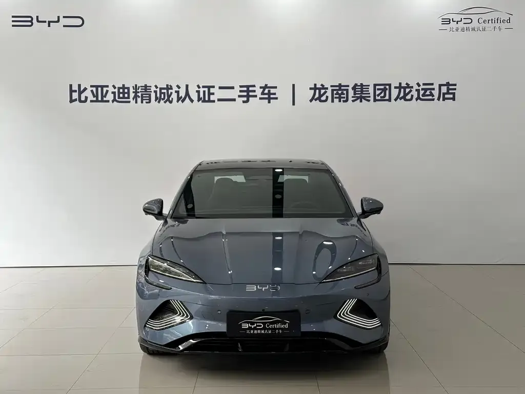 BYD Seal — фото 2