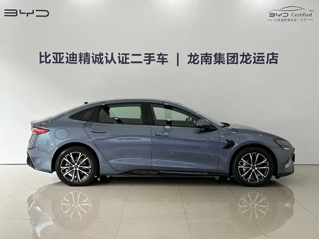 BYD Seal — фото 8