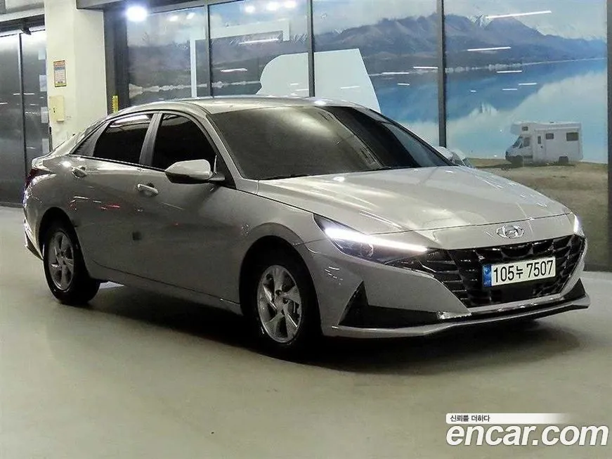Hyundai AVANTE — фото 1