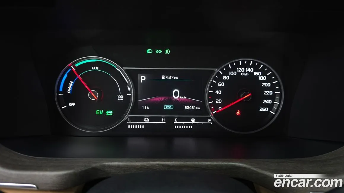 Kia Sorento — фото 8
