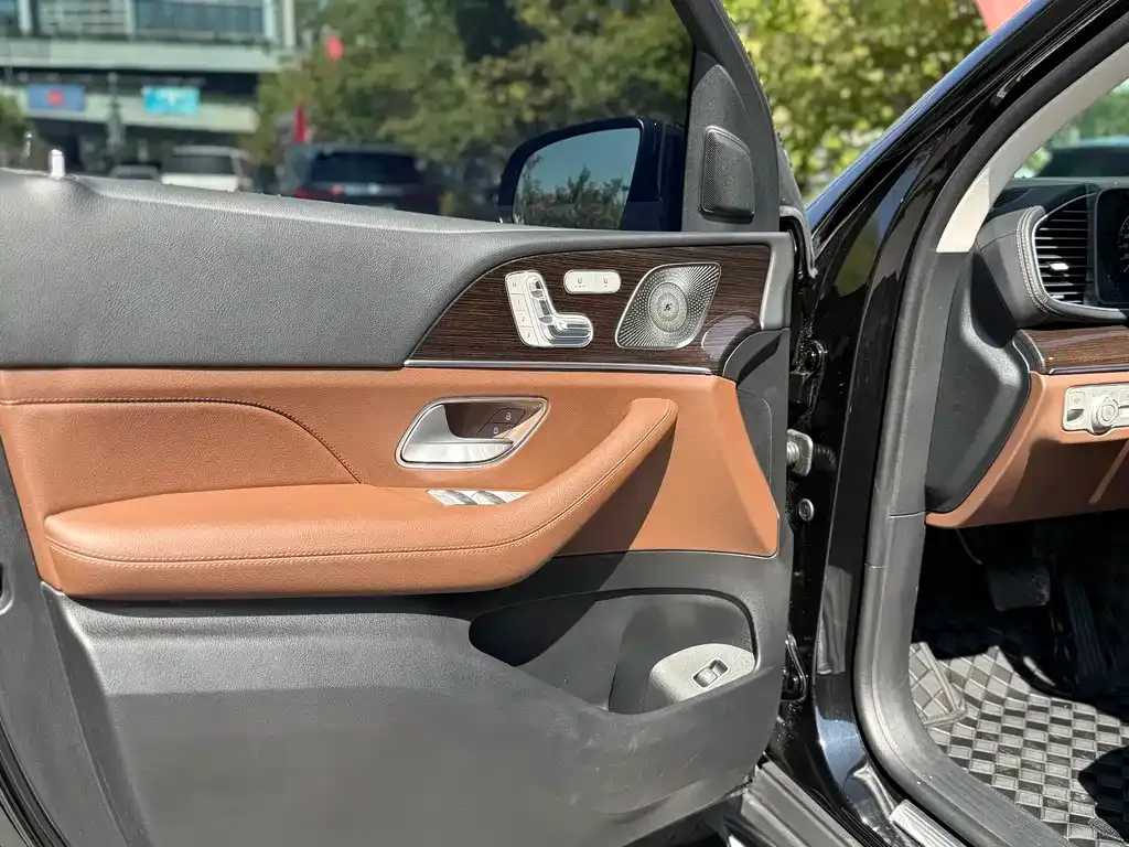 Mercedes-Benz GLE — фото 5