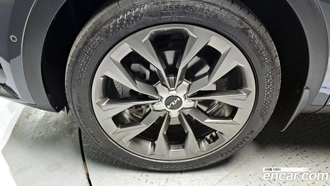 Kia Sorento — фото 5