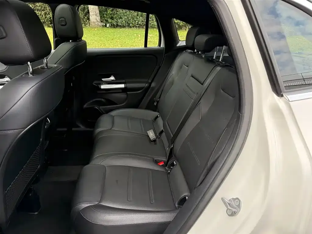 Mercedes-Benz GLA — фото 10