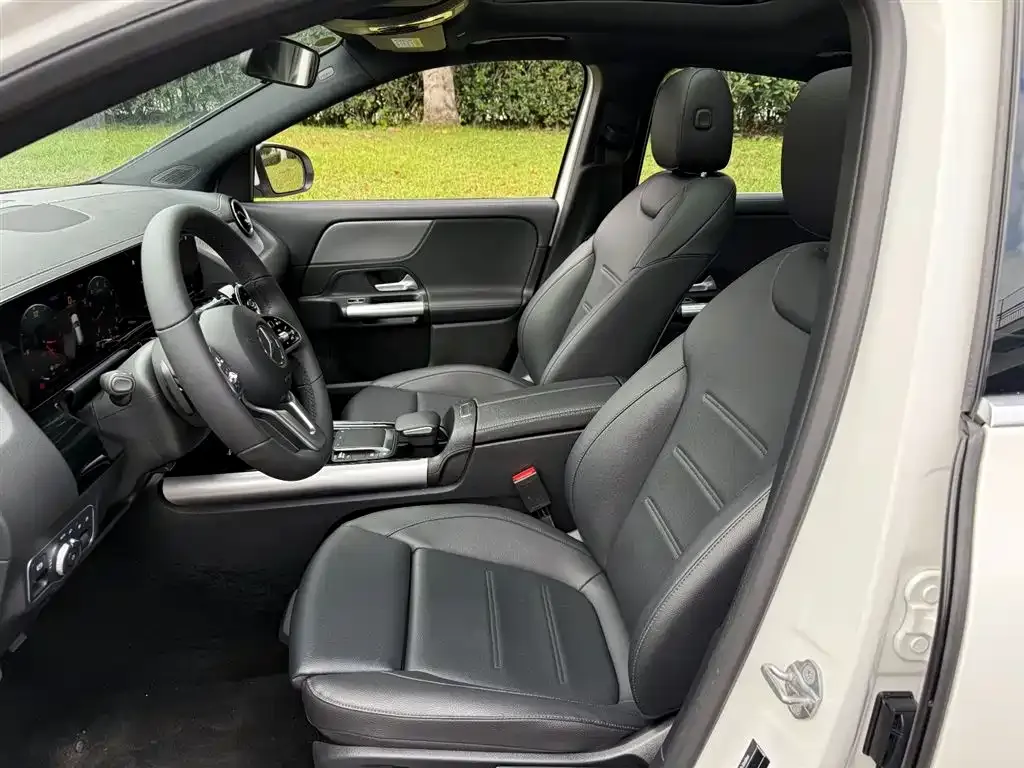 Mercedes-Benz GLA — фото 8