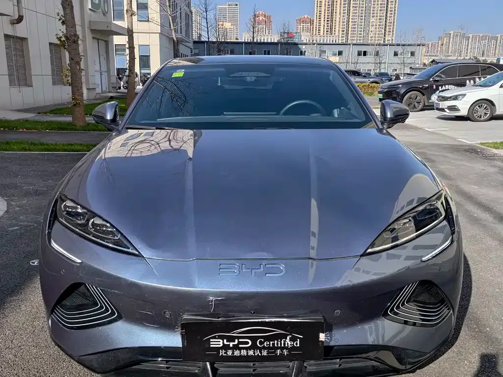 BYD Seal — фото 2
