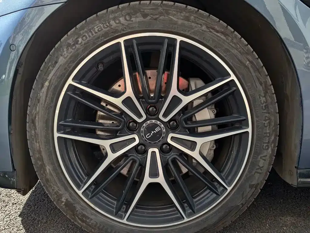 BYD Seal — фото 6