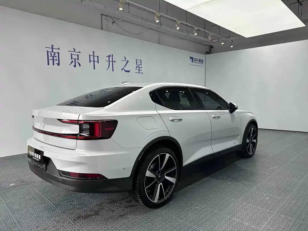 Polestar Polestar 2 — фото 2
