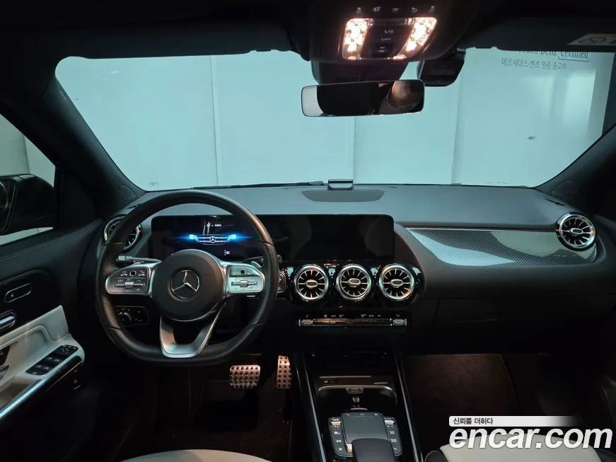 Mercedes-Benz GLA-Class — фото 8