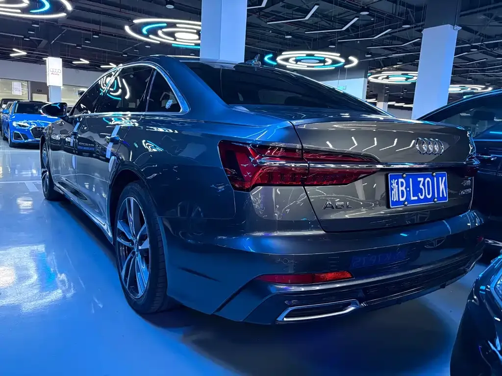 Audi A6L — фото 4