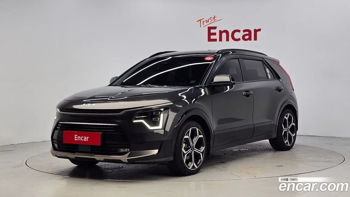 Kia Niro — фото 1