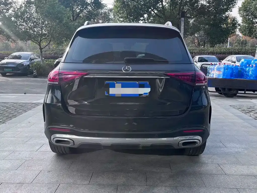 Mercedes-Benz GLE — фото 8