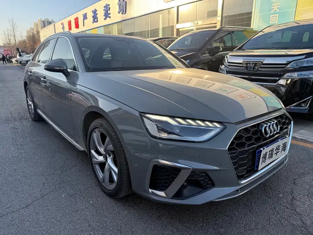 Audi A4 (Import) — фото 3