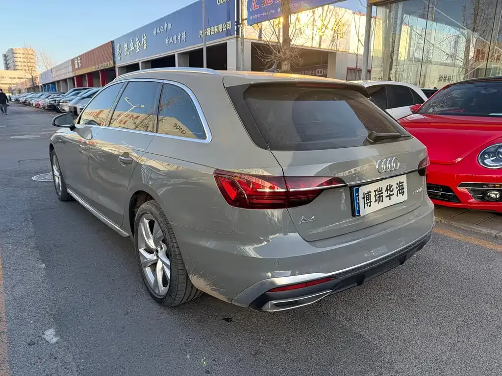Audi A4 (Import) — фото 4