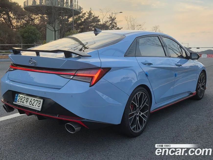 Hyundai AVANTE — фото 2