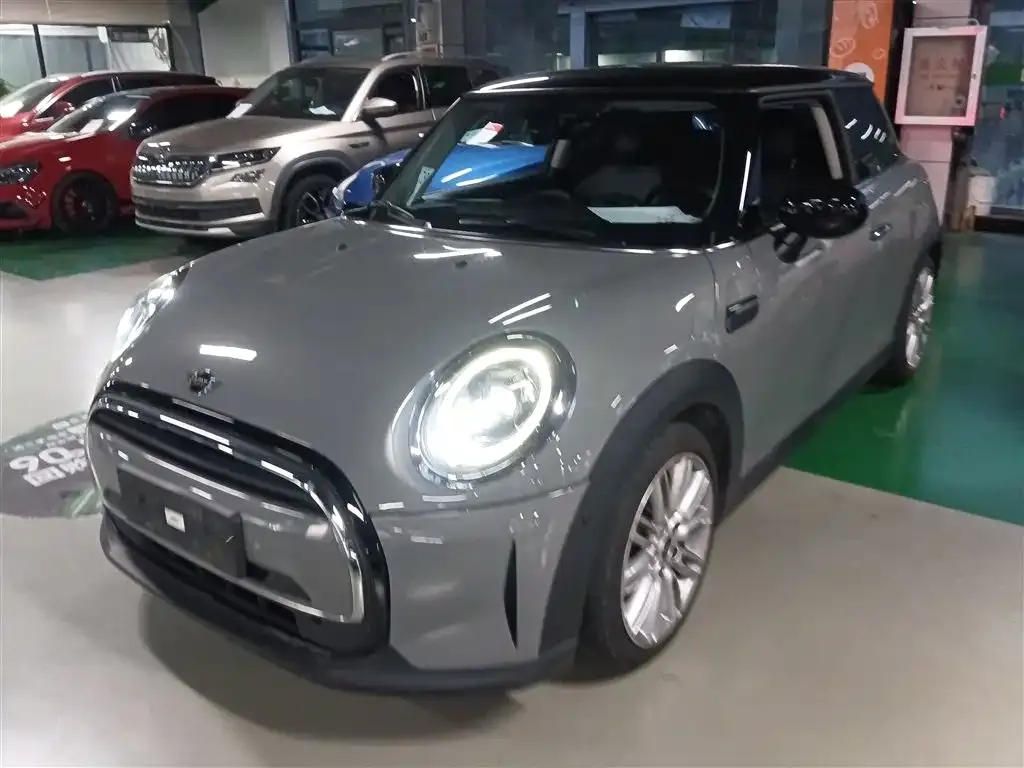 MINI Cooper (3-door) — фото 1