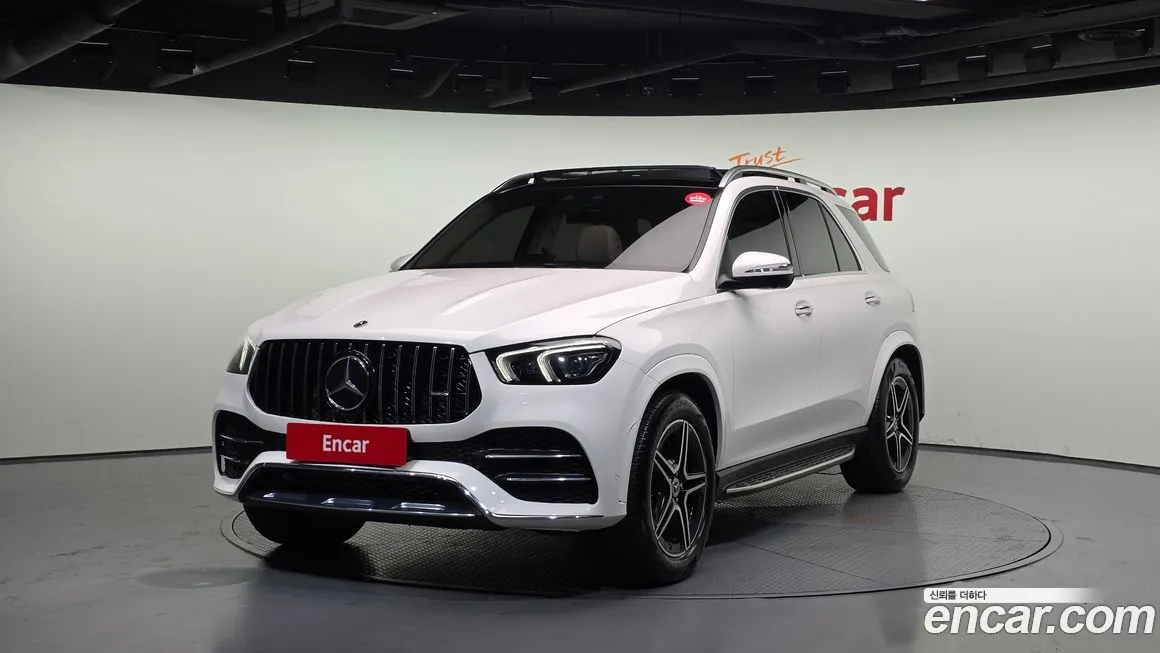 Mercedes-Benz GLE-Class — фото 1