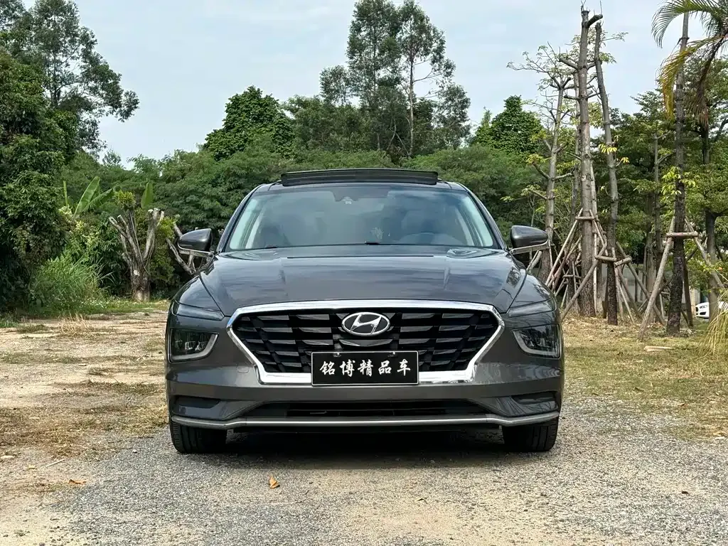 Hyundai Mistra — фото 2