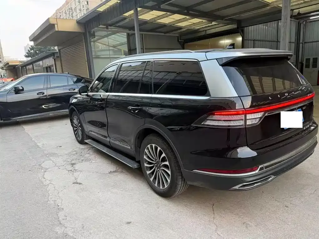 Lincoln Aviator — фото 2