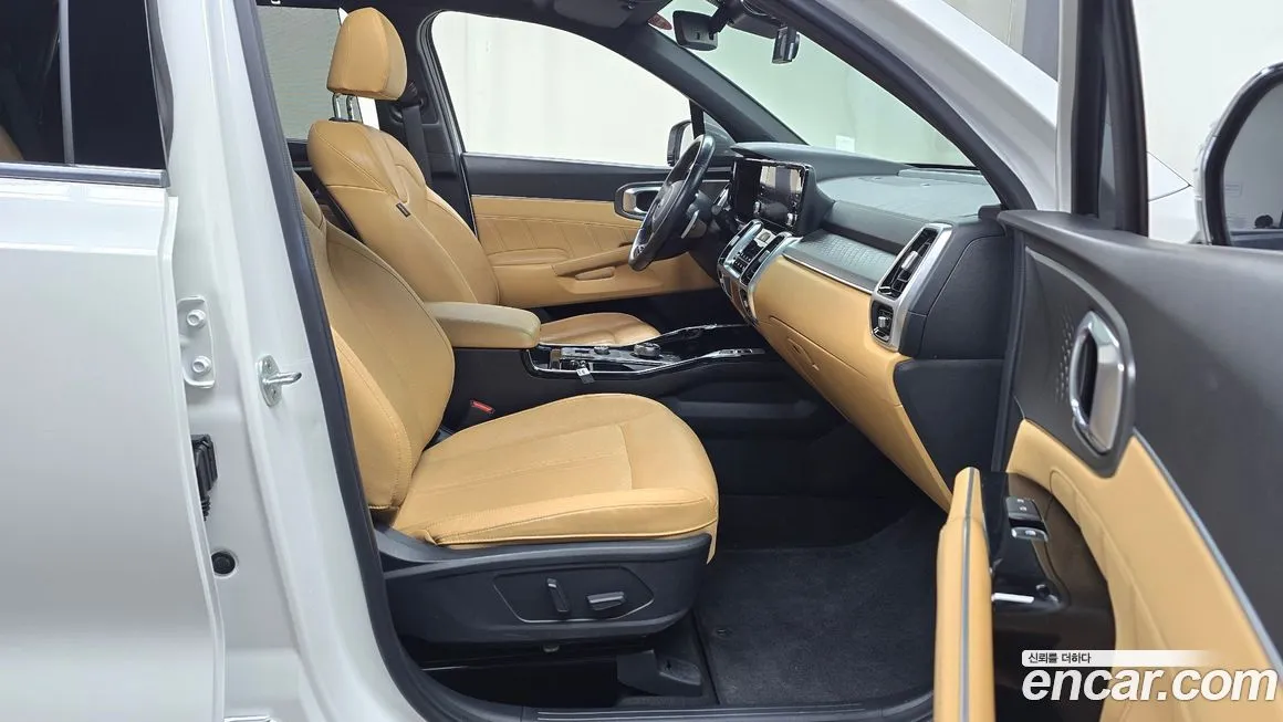 Kia Sorento — фото 10