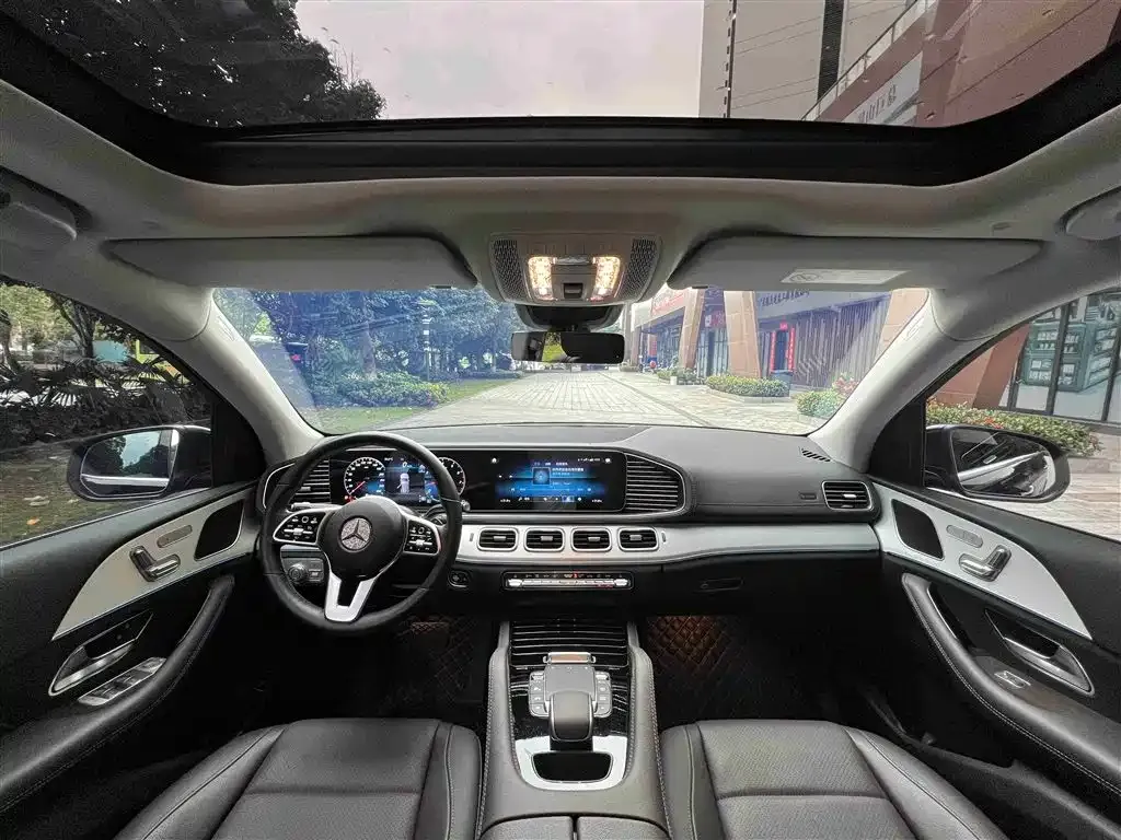 Mercedes-Benz GLE — фото 8