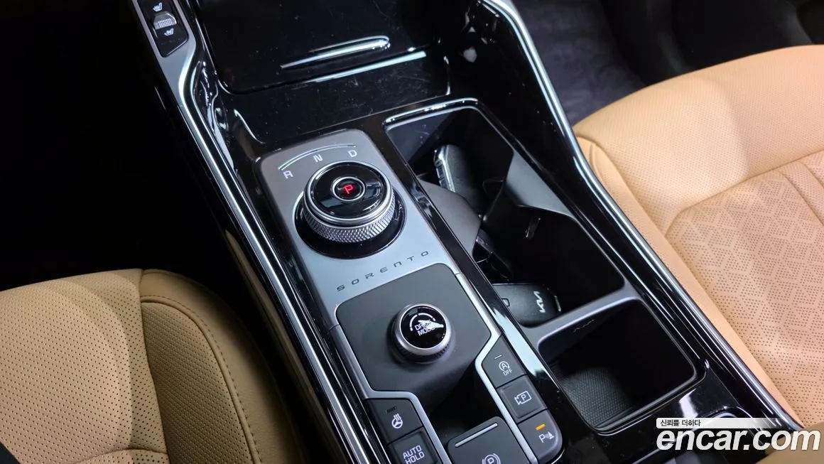Kia Sorento — фото 9