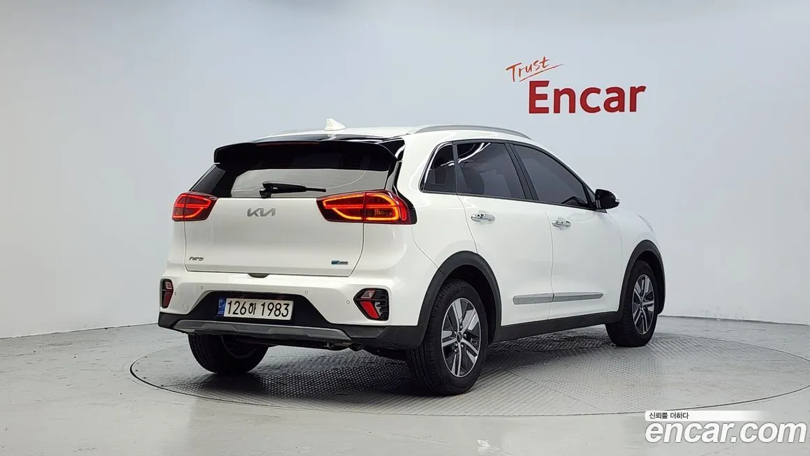 Kia Niro — фото 2