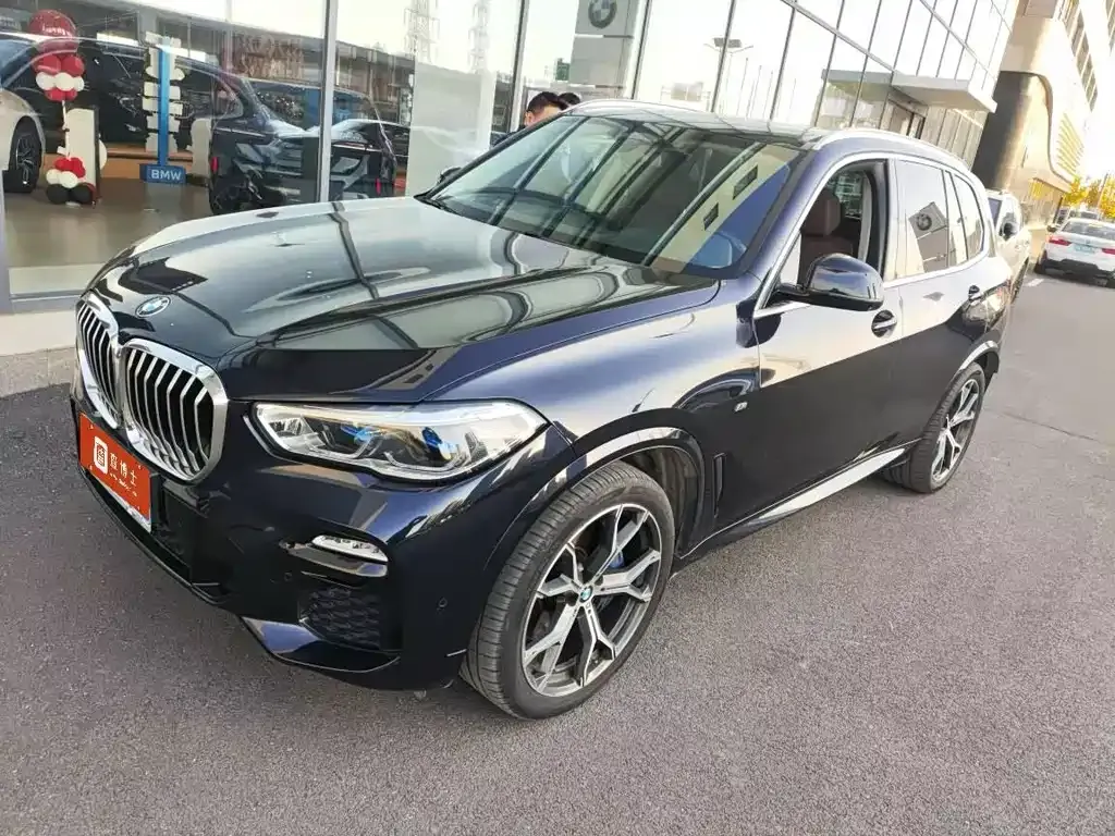BMW X5 (Import) — фото 1