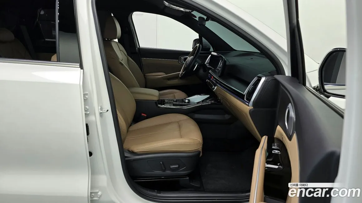 Kia Sorento — фото 10