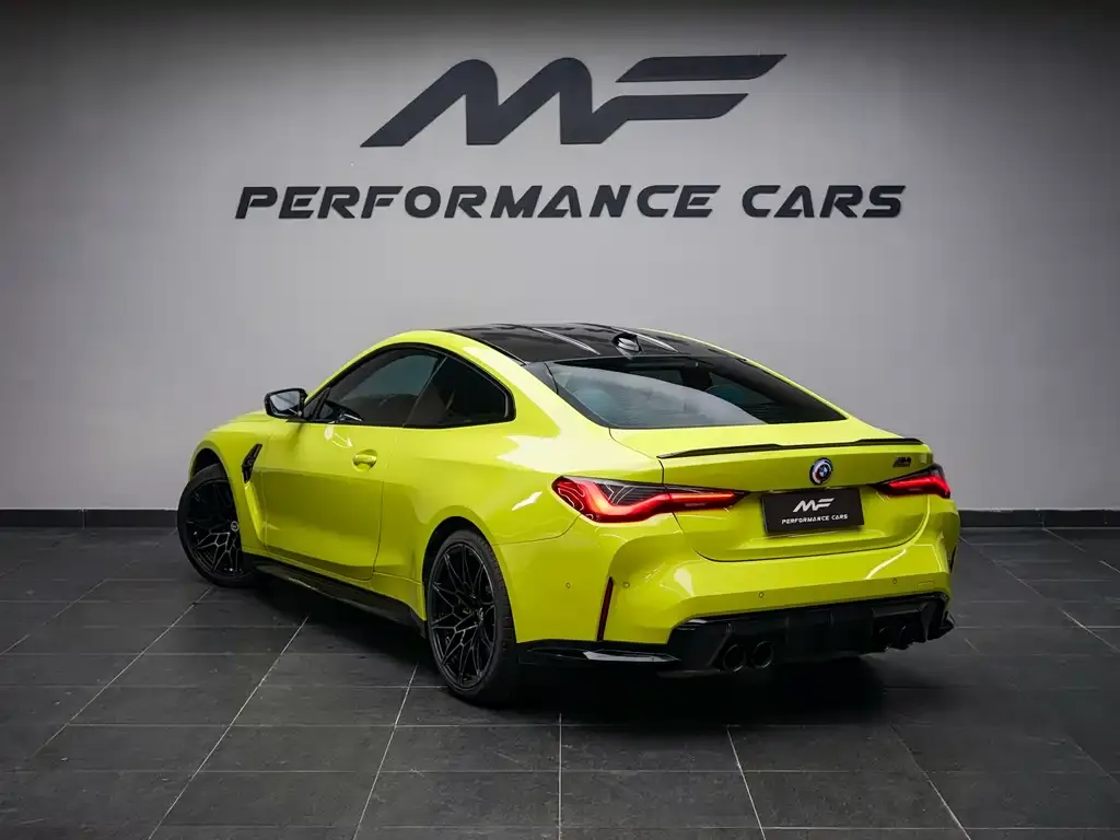 BMW M4 — фото 2