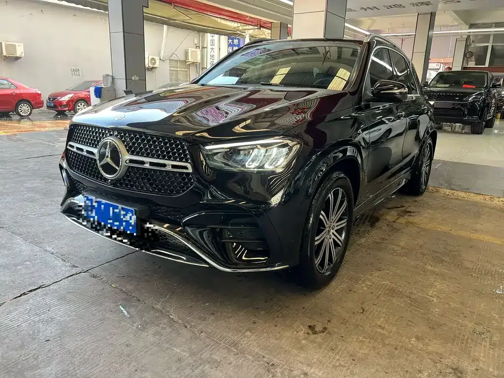 Mercedes-Benz GLE — фото 1