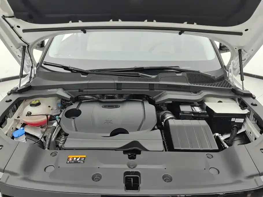 Geely Icon — фото 10
