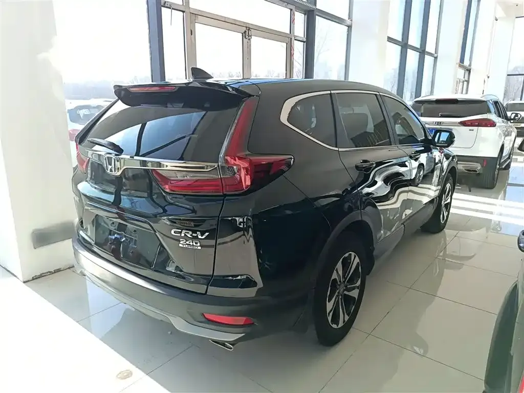Honda CR-V — фото 7