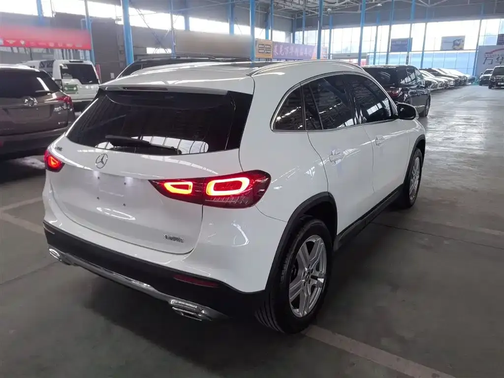 Mercedes-Benz GLA — фото 7
