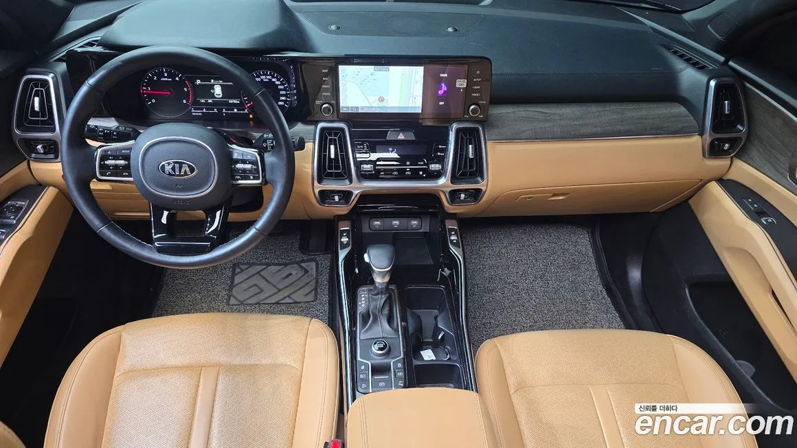Kia Sorento — фото 7