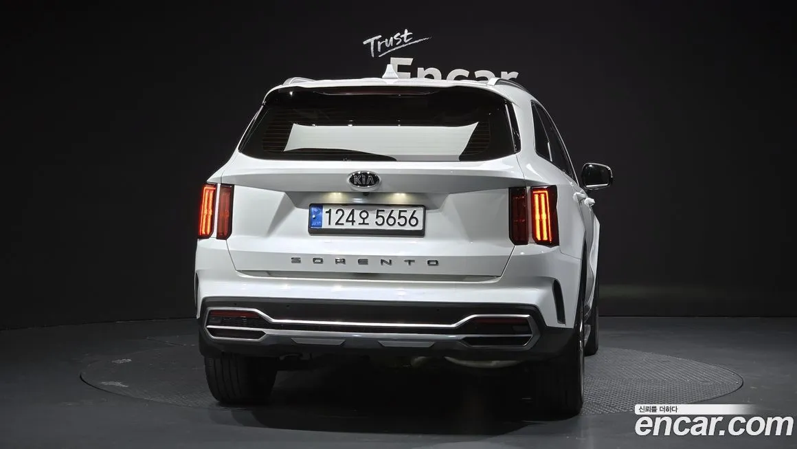 Kia Sorento — фото 4