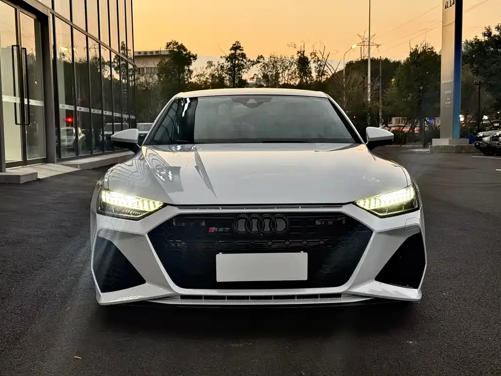 Audi A7 — фото 2