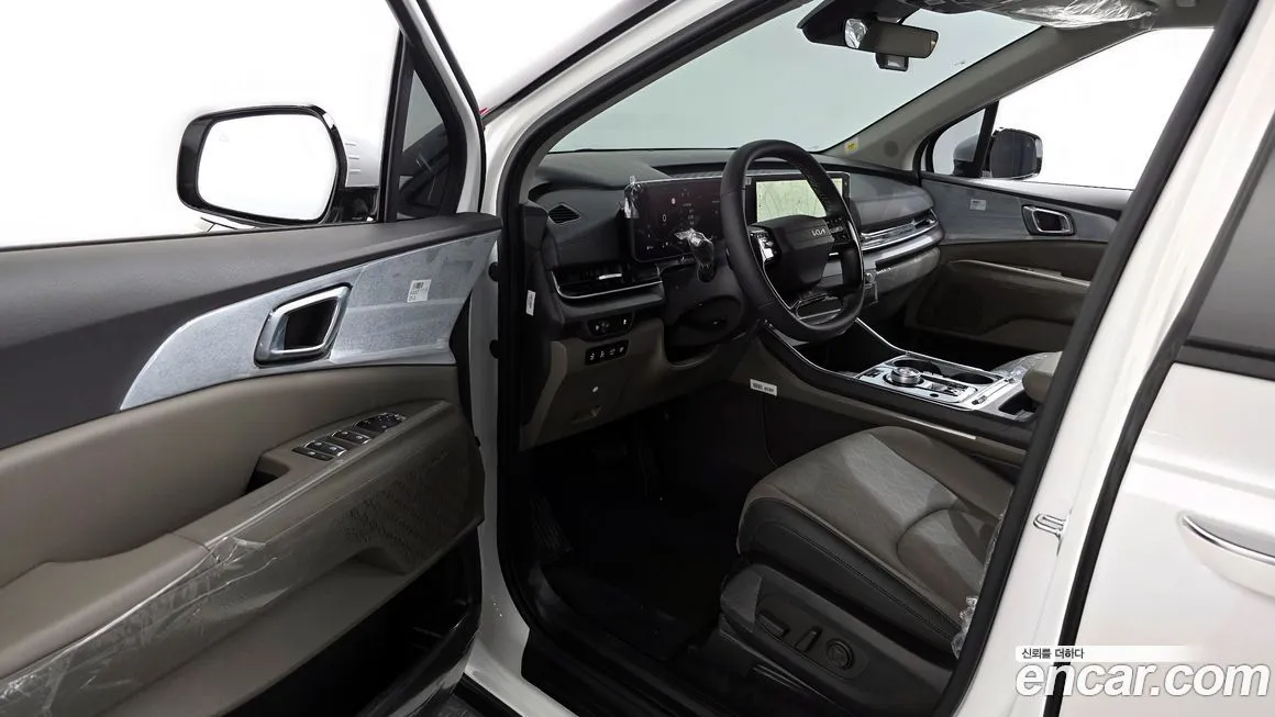 Kia Carnival — фото 10