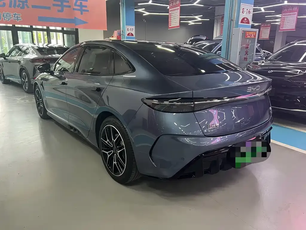 BYD Seal — фото 2